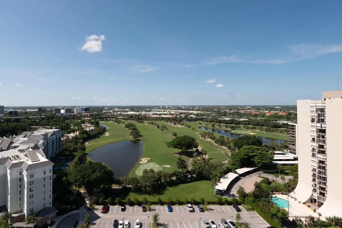 PENTHOUSE VIEW at 2400 PRESIDENTIAL Way PH6, West Palm Beach