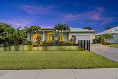232 SW INDIAN GROVES Drive, Stuart – Single Family Residence for sale