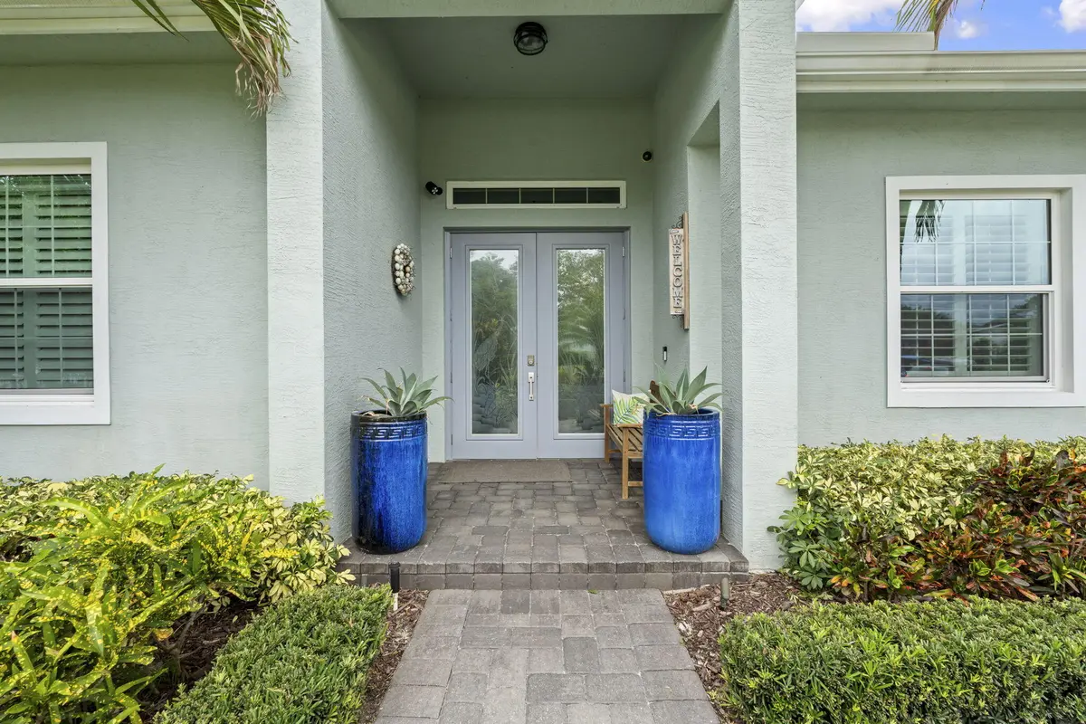 3-web-or-mls-DSC08649 at 232 SW INDIAN GROVES Drive, Stuart