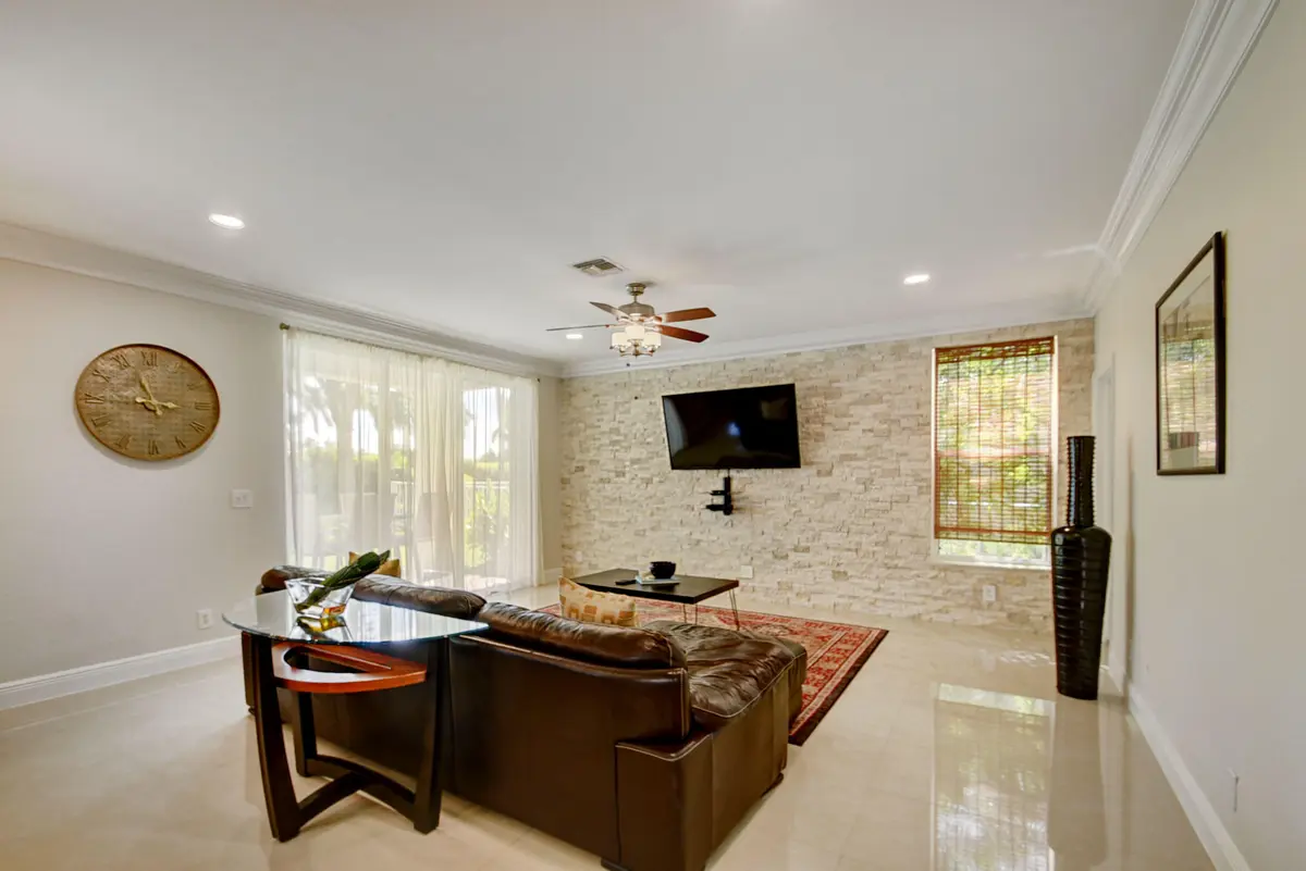 10_house (10) at 4006 BAHIA ISLE Circle, Wellington