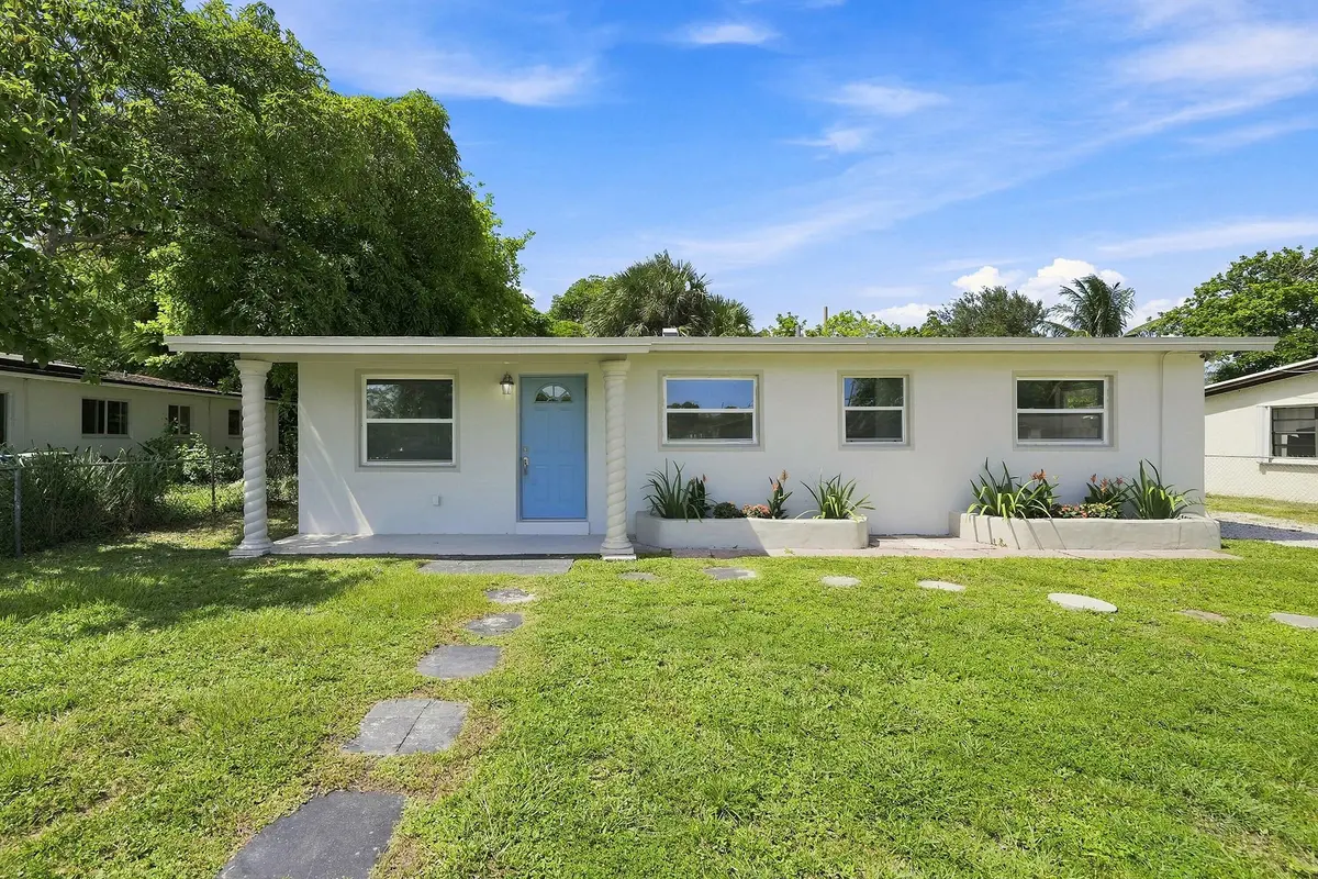 02_front at 1629 NW 15TH Court, Fort Lauderdale