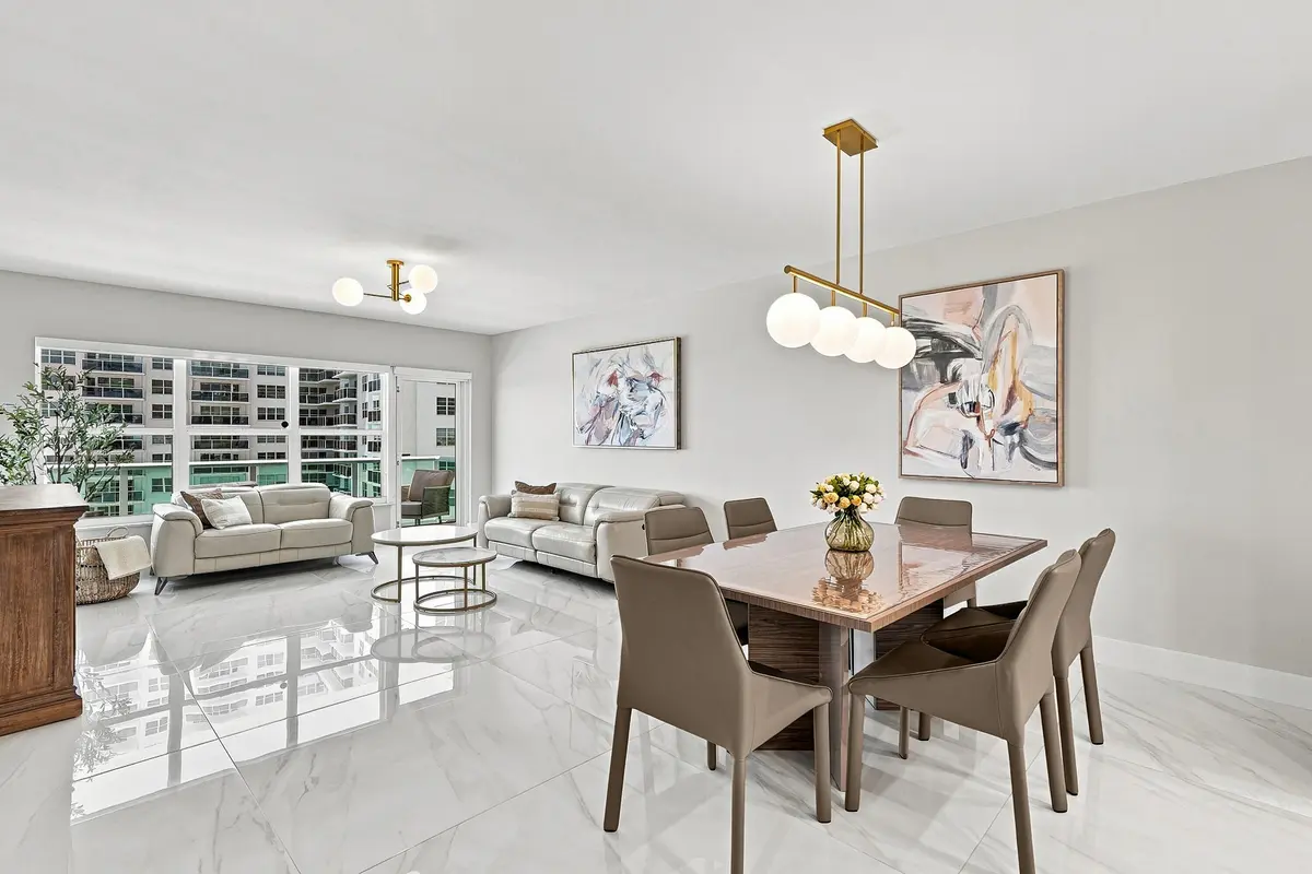 05_dining area at 3550 Galt Ocean Drive 704, Fort Lauderdale