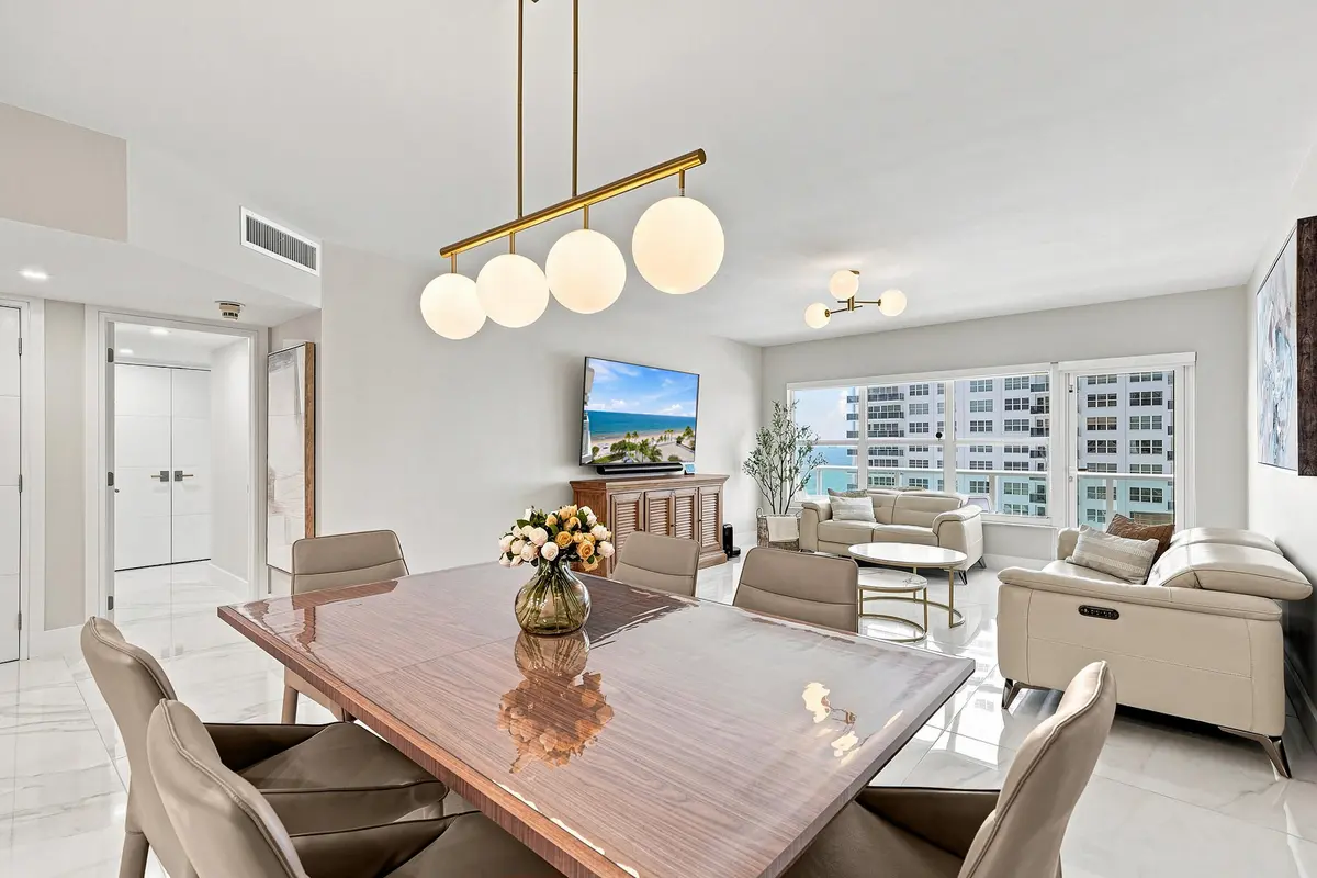 07_dining area at 3550 Galt Ocean Drive 704, Fort Lauderdale