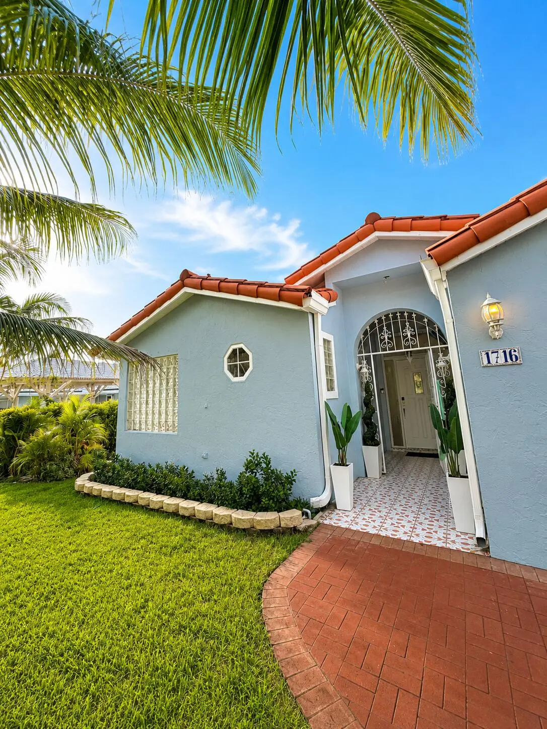 CF294B58-3057-46F2-9C06-CC55E2AC6D1A at 1716 Pierce Drive, Lake Worth Beach