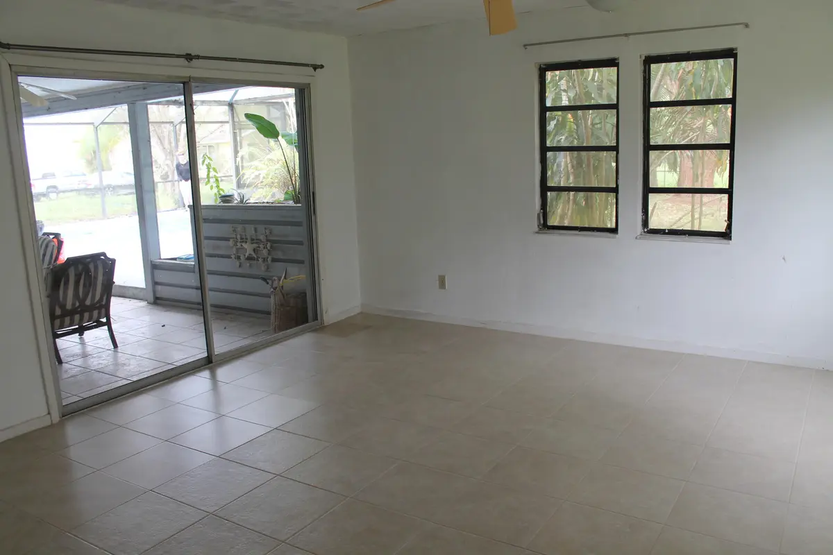 20230126173206296985000000-o at 7003 SW 39th Street, Palm City