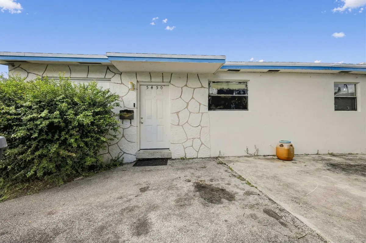 5450 FLETCHER Street, Hollywood, FL – photo 3