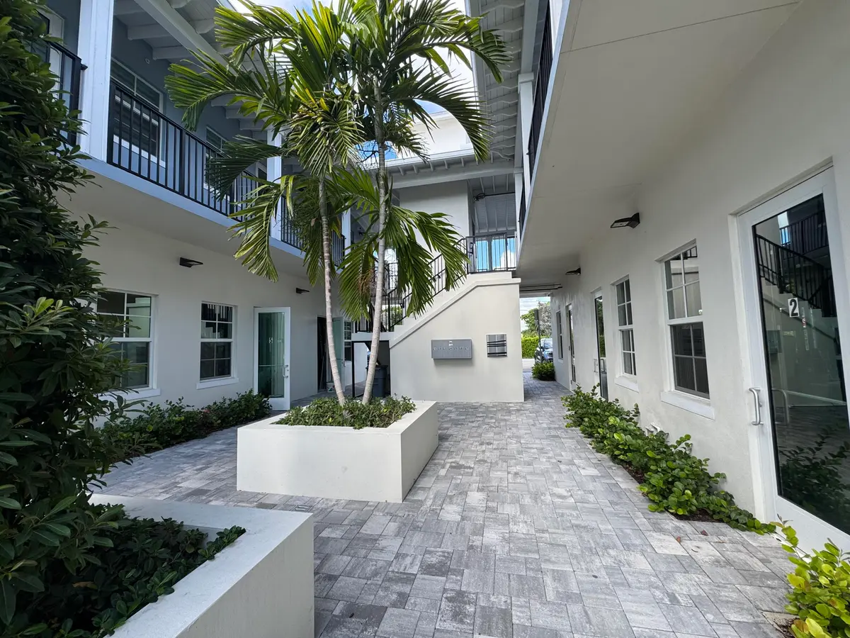 IMG_4130 at 20 NW 6TH Avenue, Delray Beach