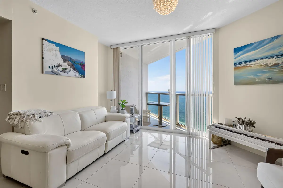 Living Room & Views at 16699 Collins Avenue 3509, Sunny Isles Beach