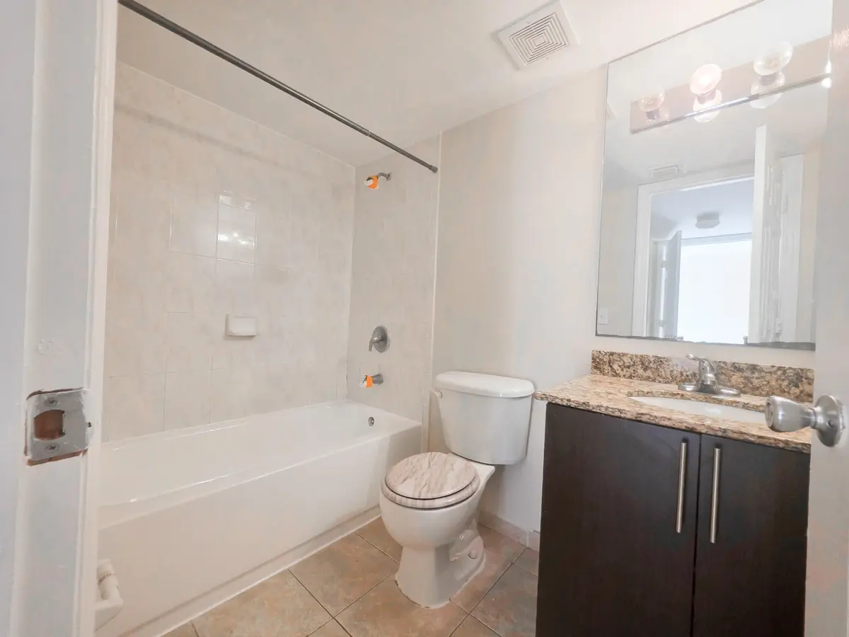 c4aa2043-478f-4f66-a37f-755e6f9b8d53.jpg at 4785 SW 62ND Avenue 102, Davie