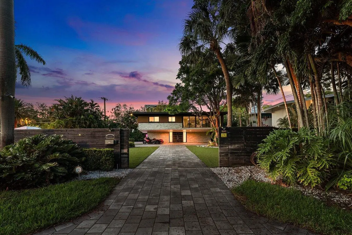 065-2601Northeast8thStreet-FortLauderdal at 2601 NE 8TH Street, Fort Lauderdale