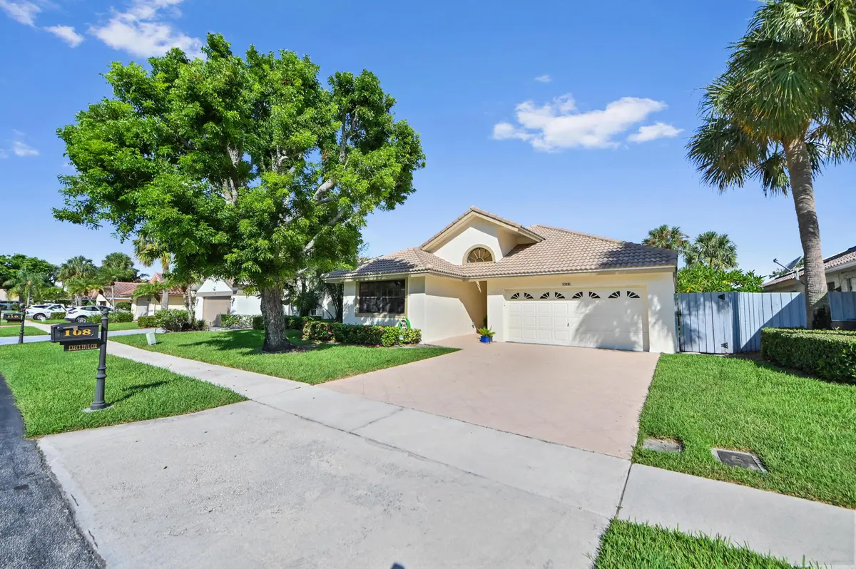 02 Front 02 at 108 EXECUTIVE Circle, Boynton Beach