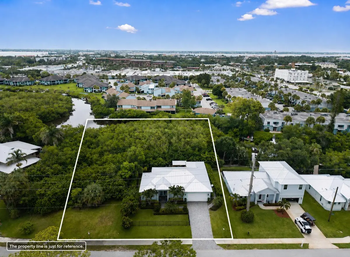 38EFABAA-1094-4E95-B6DC-88A5226ED4C3 (1) at 232 SW INDIAN GROVES Drive, Stuart