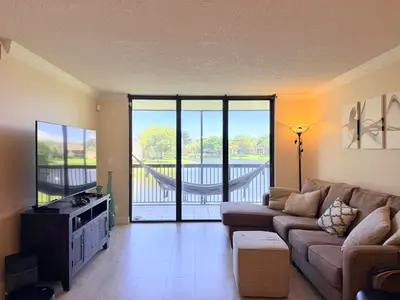 1266 S MILITARY Trail 525, Deerfield Beach – Condominium for sale