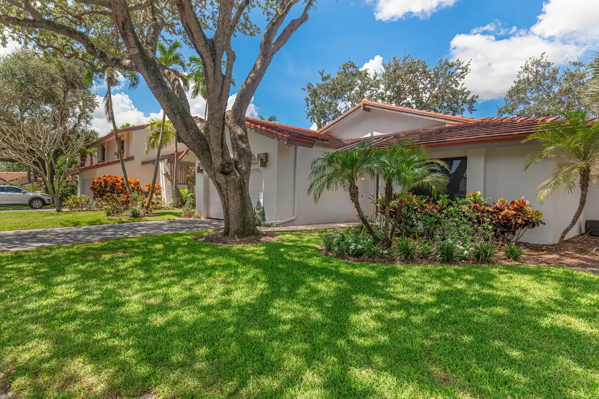 Front Home-C at 627 Hollows Circle, Deerfield Beach