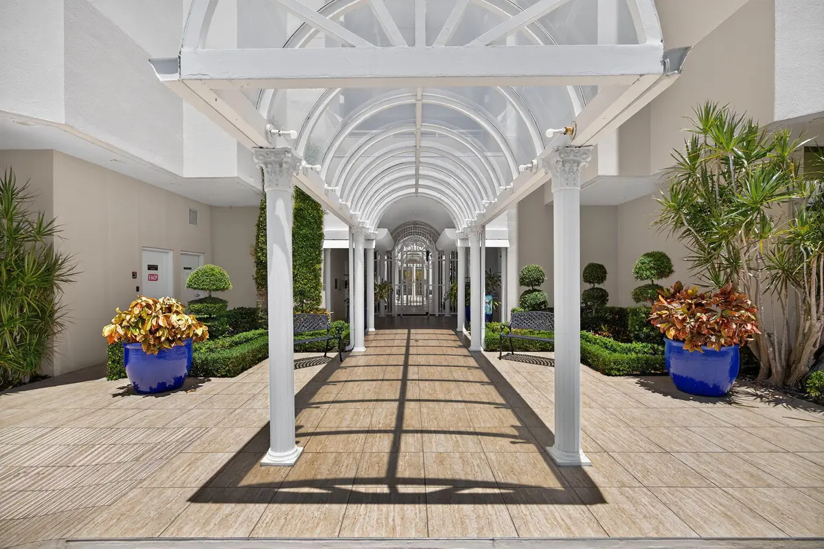 53-web-or-mls-_MLP0566 at 176 Helios Drive 108, Jupiter