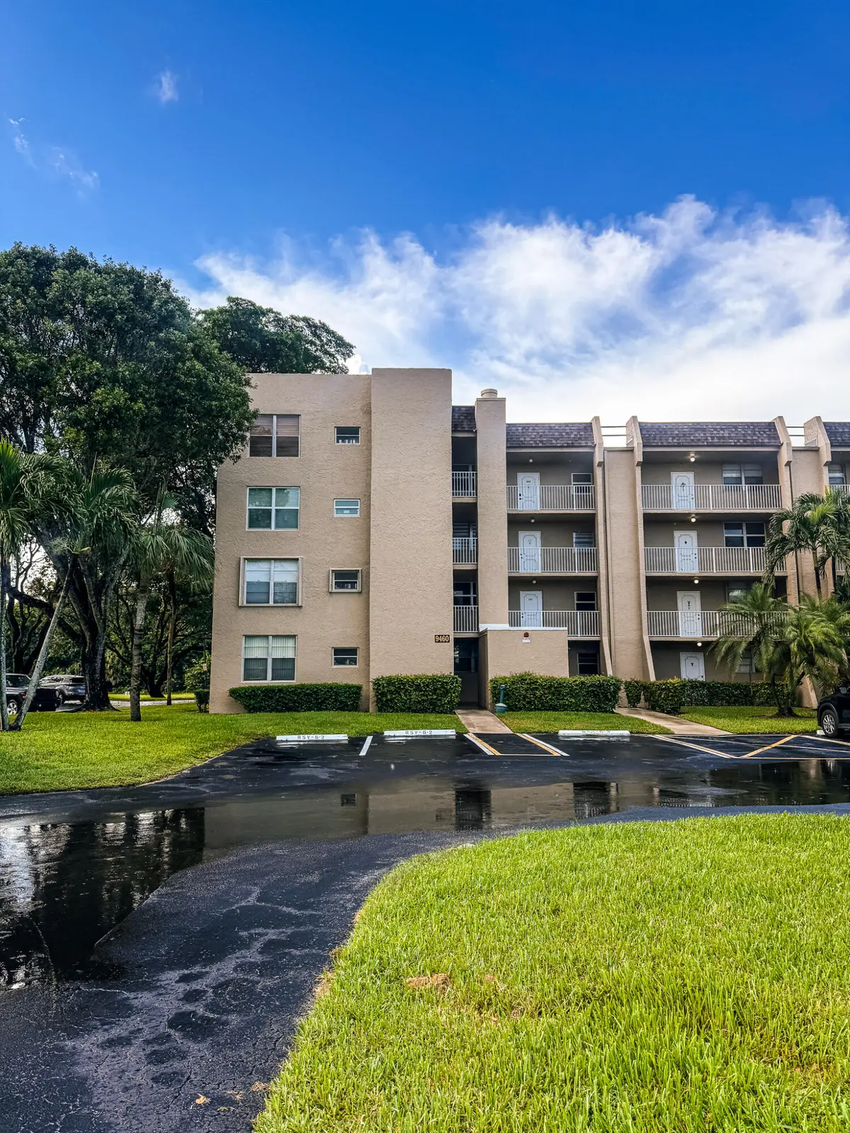 IMG_2827-w at 9460 Tangerine Place 207, Davie