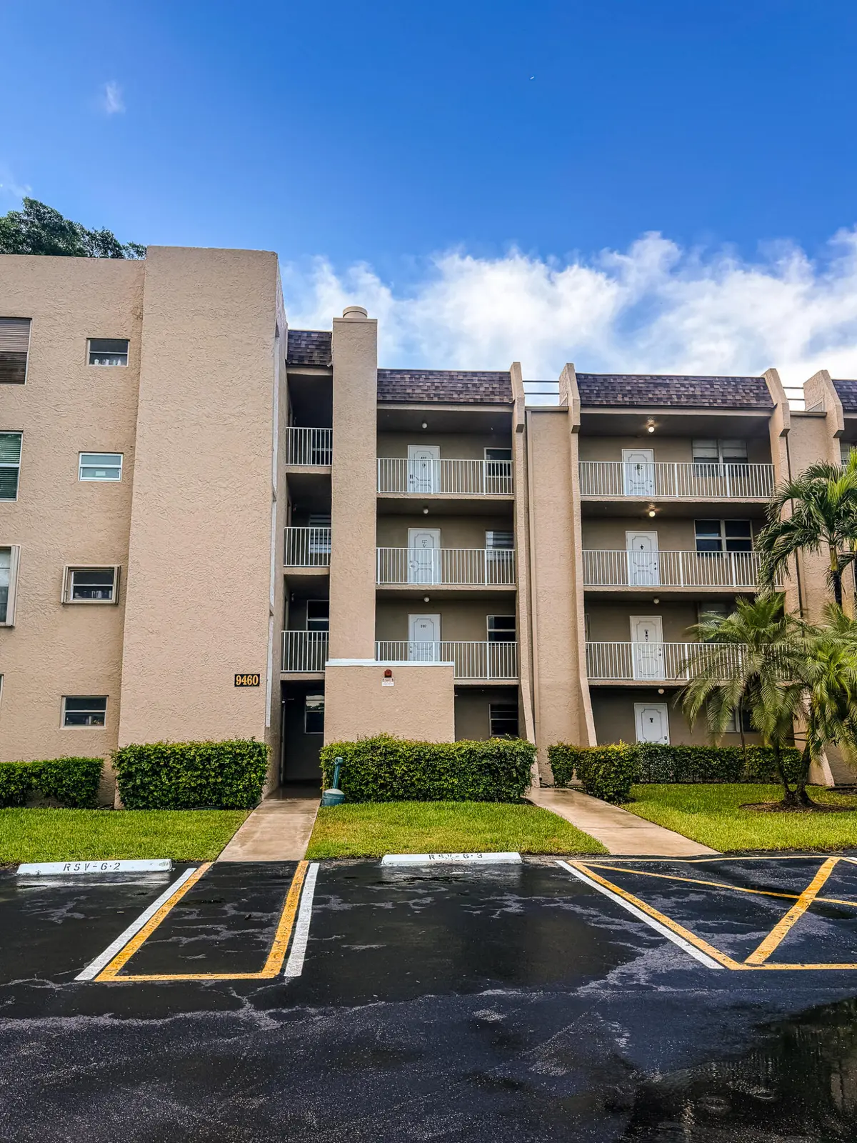 IMG_2829-w at 9460 Tangerine Place 207, Davie