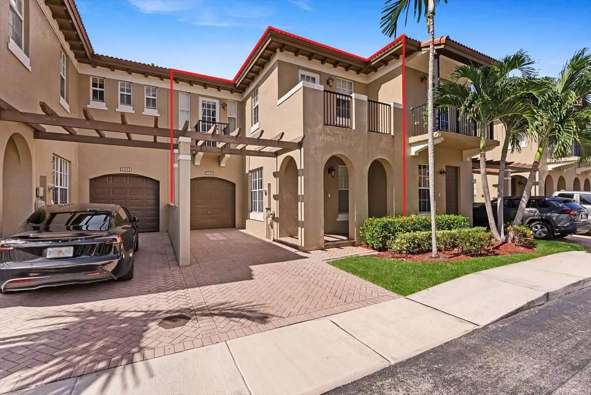 04-4 at 6884 JULIA GARDENS Drive, Coconut Creek