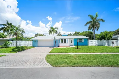 333 NE 24TH Street, Boca Raton – Single Family Residence for sale