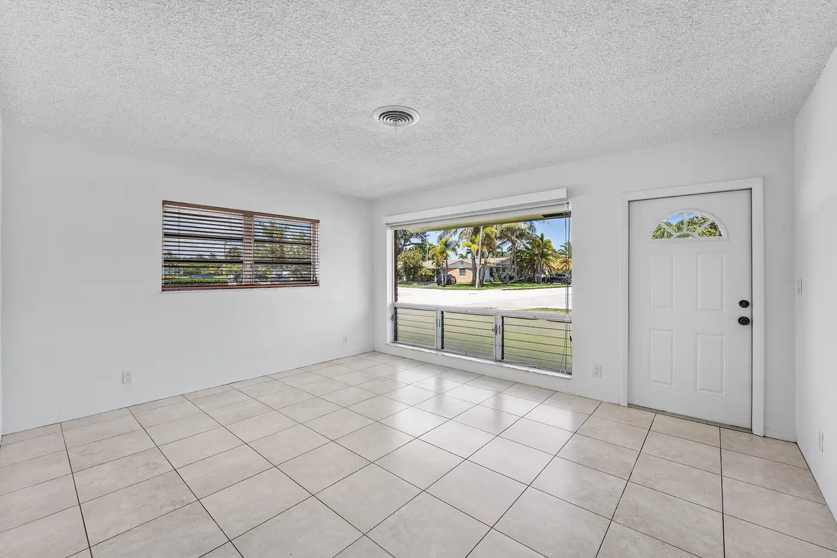 006-263Southeast8thTerrace-DeerfieldBeac at 263 SE 8TH Terrace, Deerfield Beach