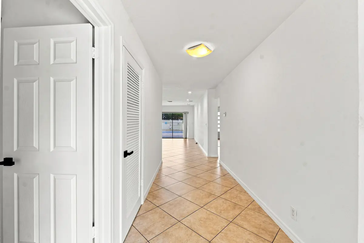 3310 NW 90th Avenue S, Coral Springs, FL – photo 6
