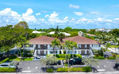 601 SW 2nd Avenue 7, Boca Raton – Apartment for rent