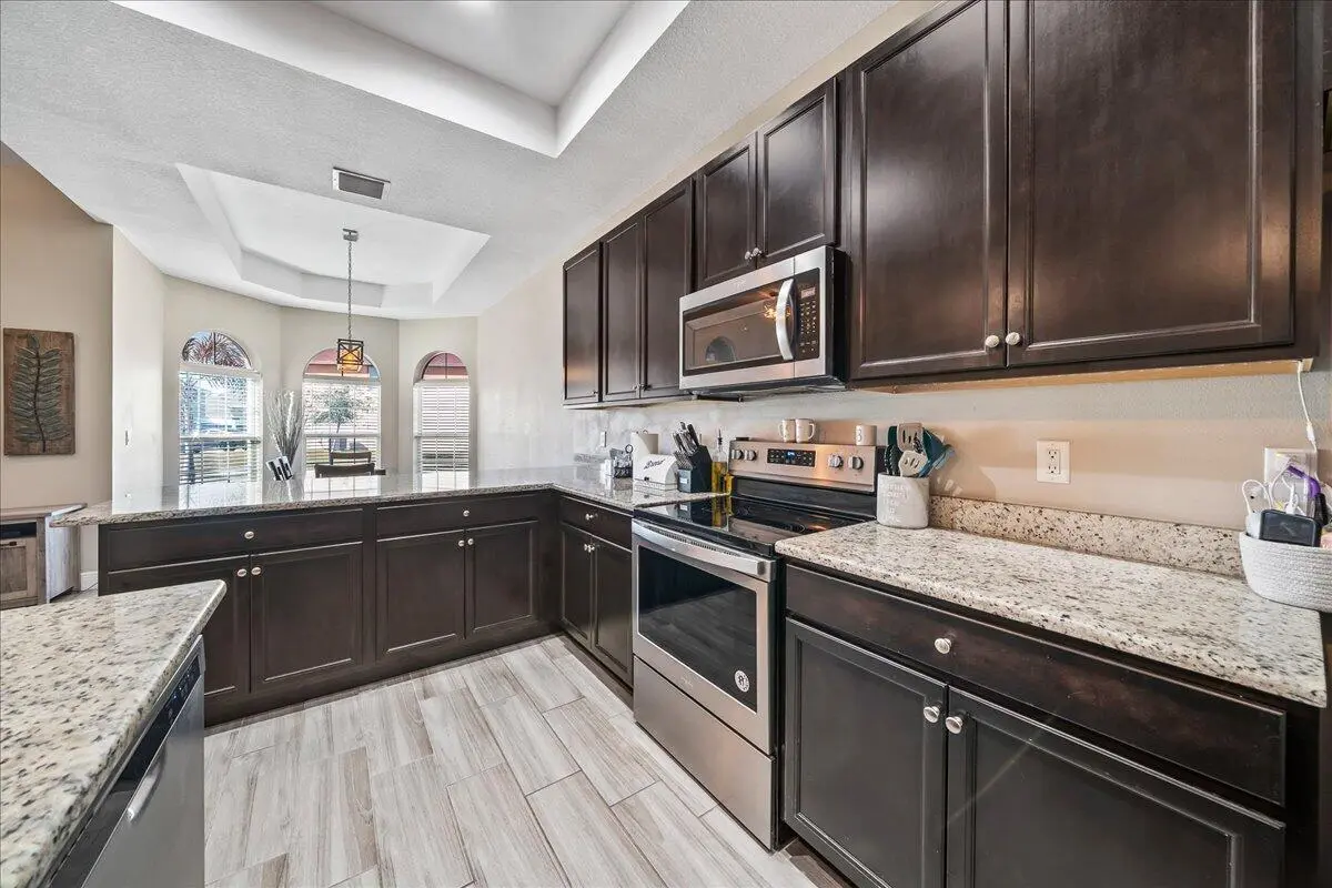 2KT at 340 PALM BREEZES Drive, Fort Pierce