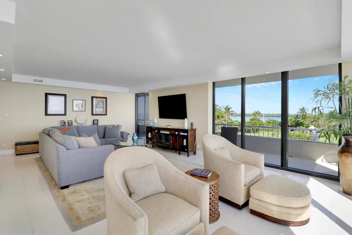 House 1-27 at 5510 N OCEAN Drive 4C, Singer Island