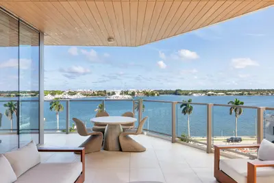 1333 S FLAGLER Drive 402, West Palm Beach – Condominium for sale