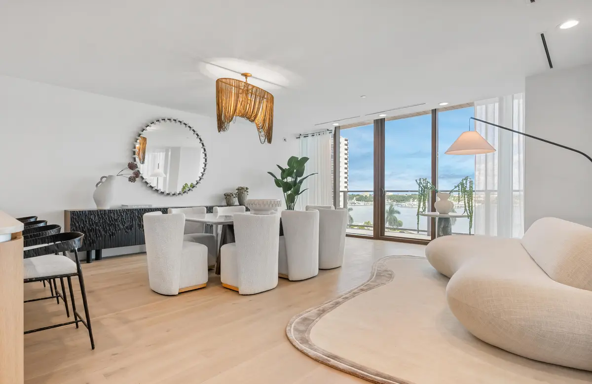 Dining Room at 1333 S FLAGLER Drive 402, West Palm Beach