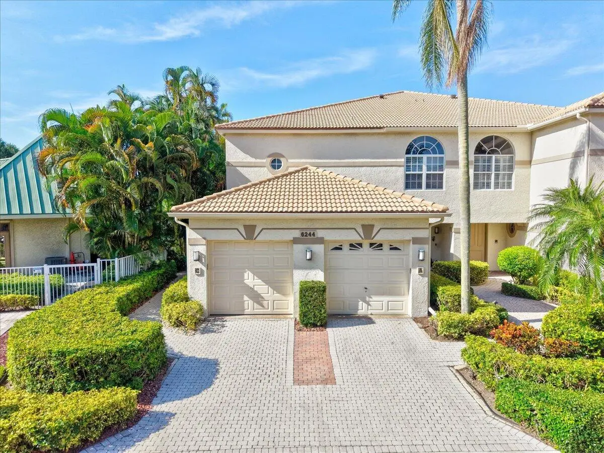 02-6244 Graycliff A-30 at 6244 GRAYCLIFF Drive C, Boca Raton