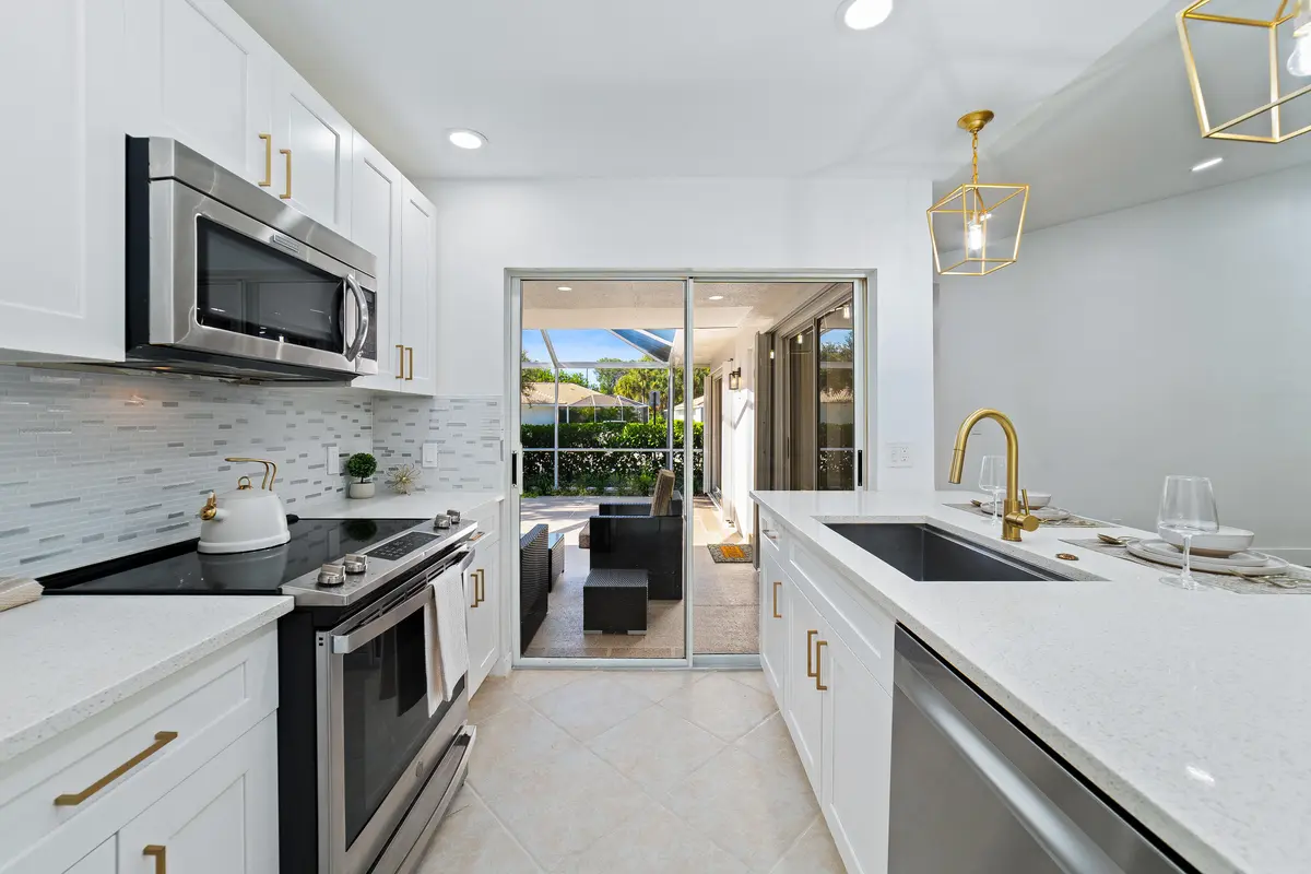 DSC08955 at 2301 PIN OAK Court, Palm Beach Gardens