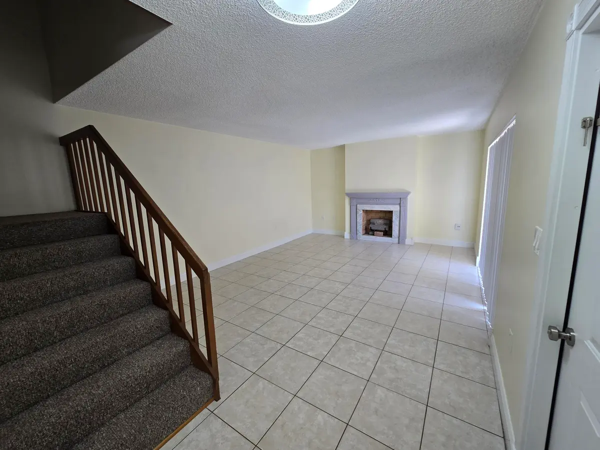 Living Room at 3232 MERIDIAN Way B, Palm Beach Gardens
