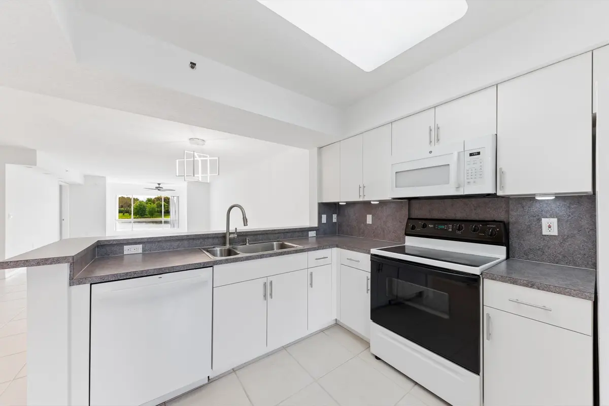 Kitchen at 5842 CRYSTAL SHORES Drive 205, Boynton Beach