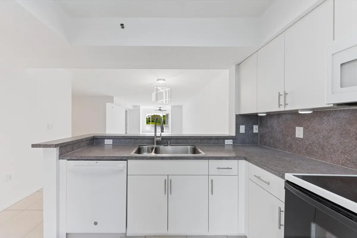 Kitchen at 5842 CRYSTAL SHORES Drive 205, Boynton Beach
