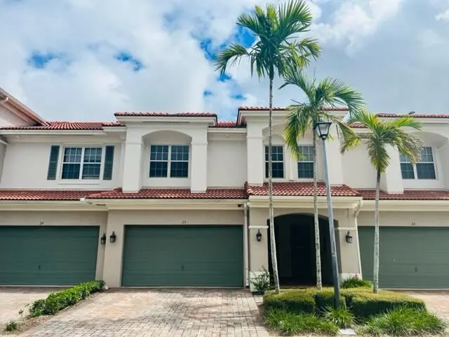 Front view at 25 Beechdale Lane, Boynton Beach