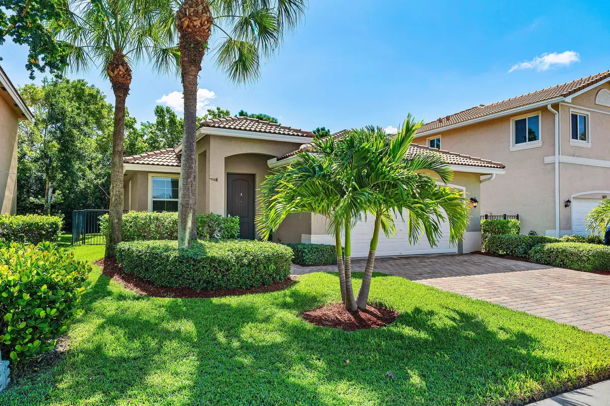 002-5613CarandayPalmDrive-LakeWorth-FL-3 at 5613 Caranday Palm Drive, Greenacres