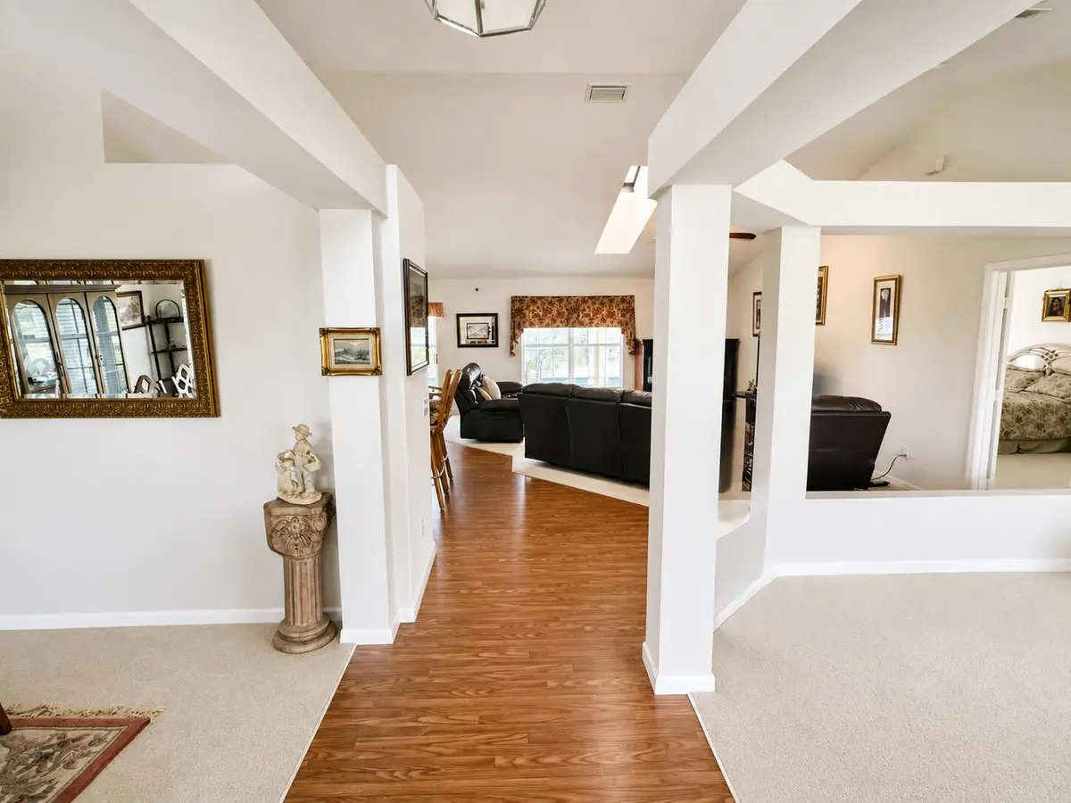 Front Foyer at 441 SE NOME Drive, Port St. Lucie