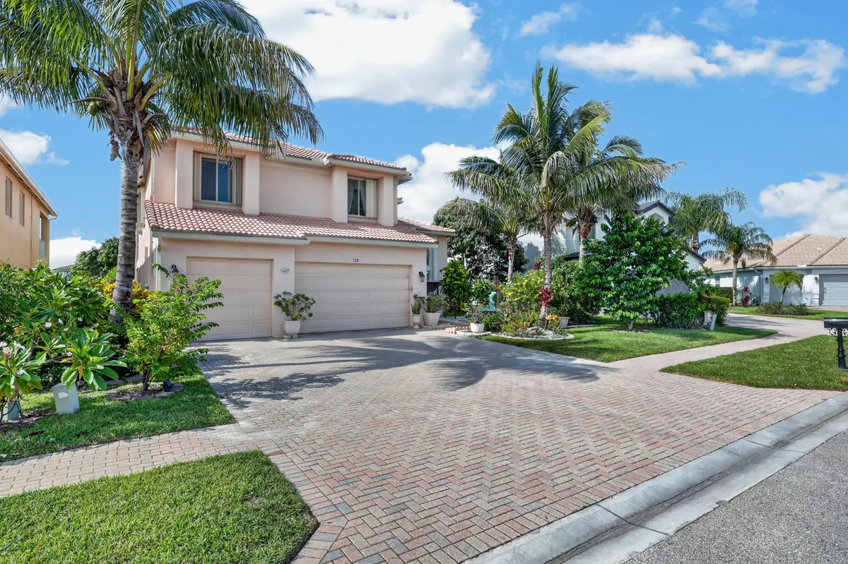 120 ISOLA Circle, Royal Palm Beach, FL – photo 4