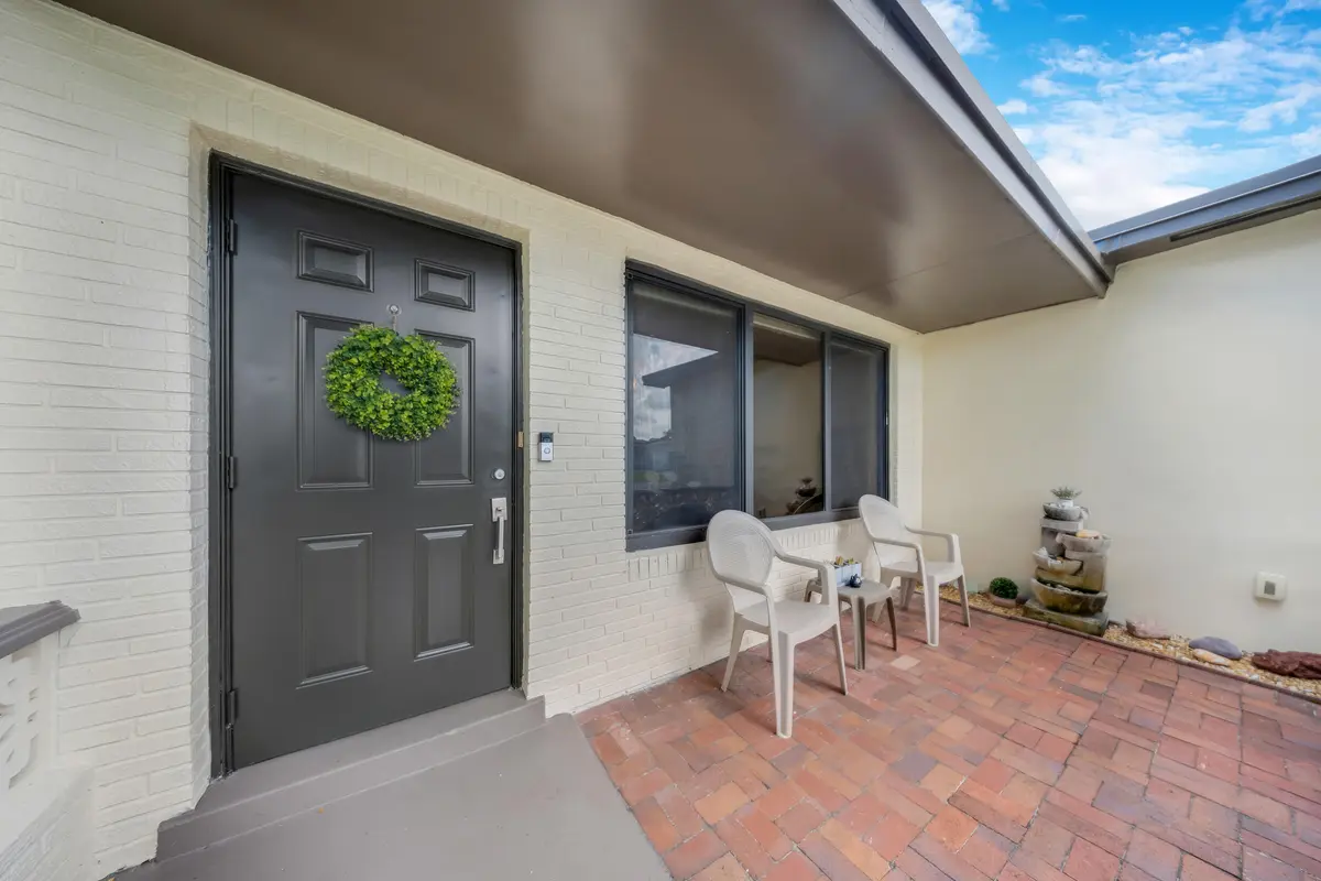 Front Porch at 510 NW 93rd Terrace, Pembroke Pines