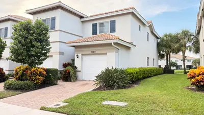 1190 Paisley Court, Lake Worth Beach – Townhouse for sale
