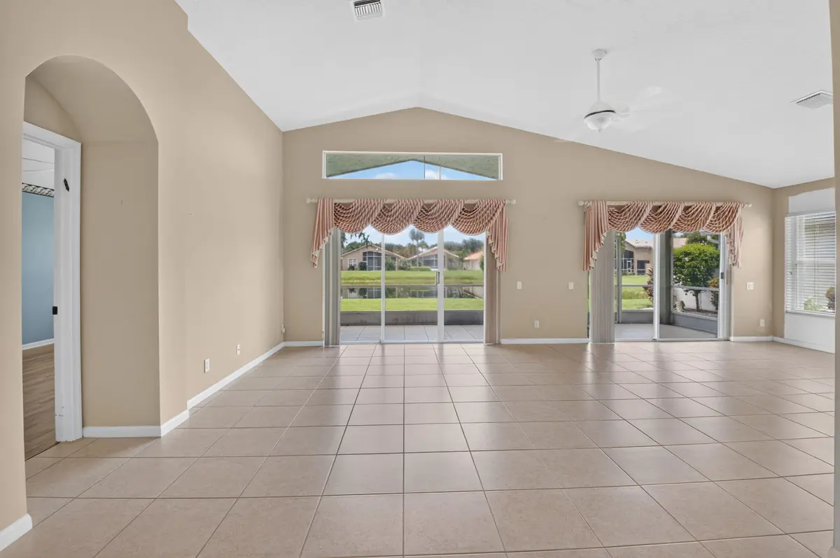 Great room at 6839 Lismore Avenue, Boynton Beach