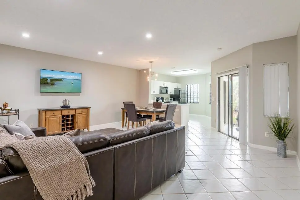 Living/Dining at 6666 MONTEGO BAY Boulevard E, Boca Raton