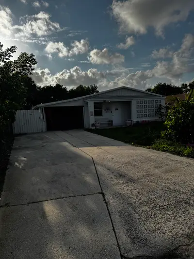 608 NE 2ND #2, Boynton Beach – Apartment for rent