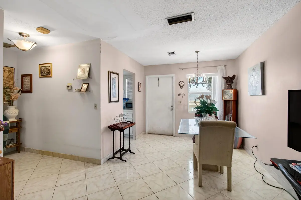 Entry at 2101 NE 1st Court 204, Boynton Beach