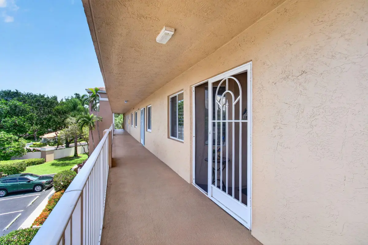 6-web-or-mls-DSC_7249 at 5746 CRYSTAL SHORES Drive 303, Boynton Beach