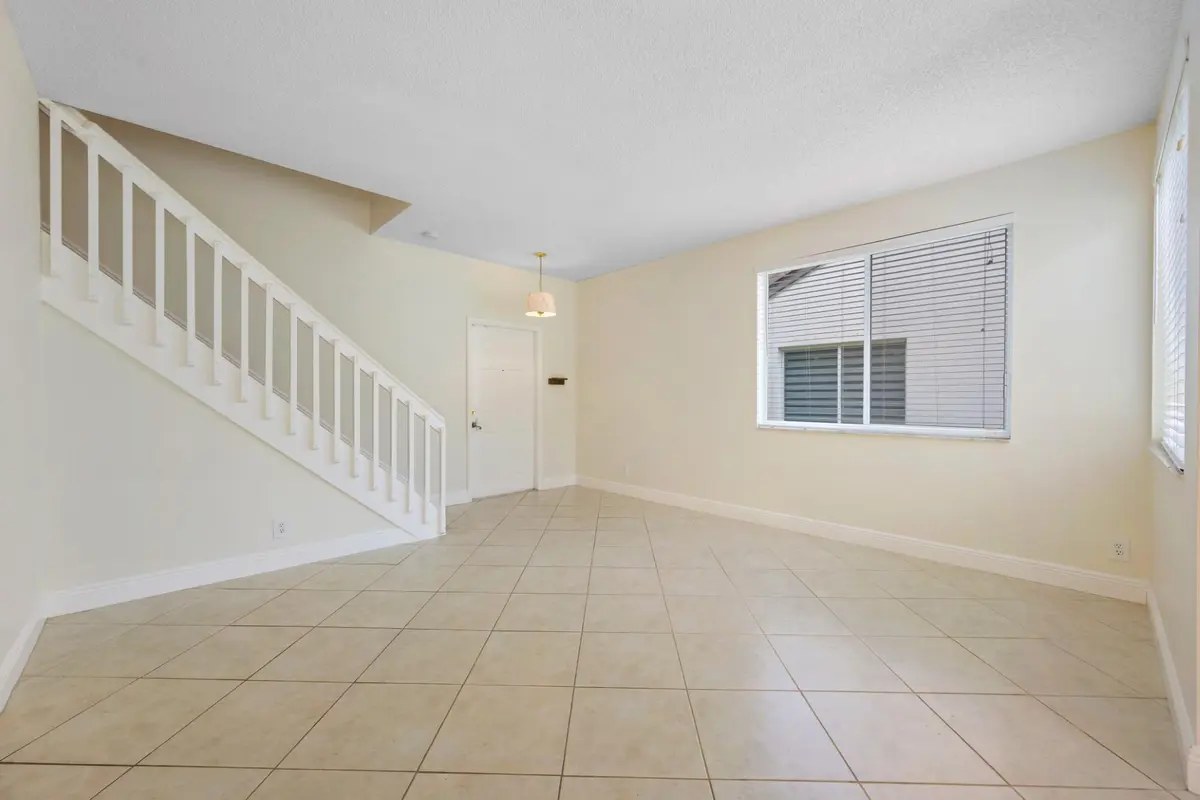 00 (Custom) at 4434 Mahogany Ridge Drive, Weston