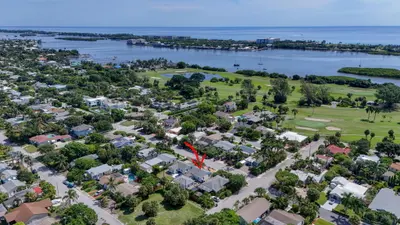 1305 N Palmway, Lake Worth Beach – Duplex for sale