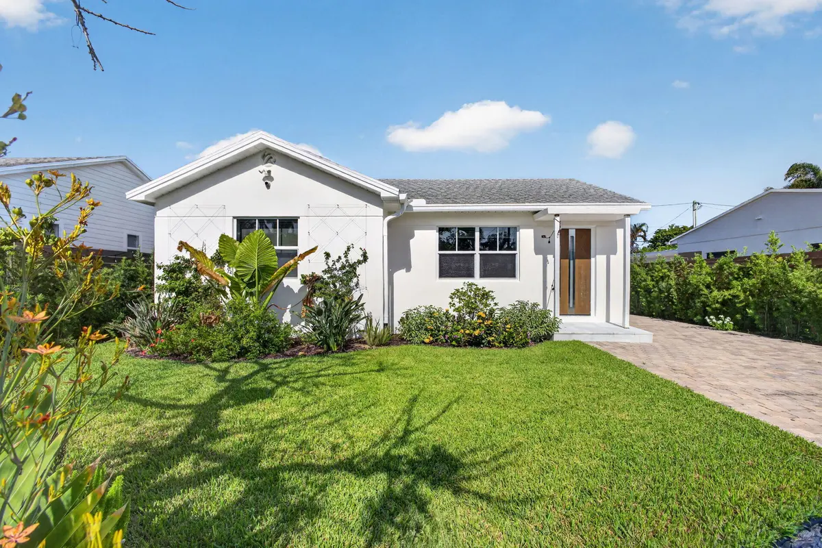 7-web-or-mls-5D1A1833 at 1309 N PALMWAY, Lake Worth Beach