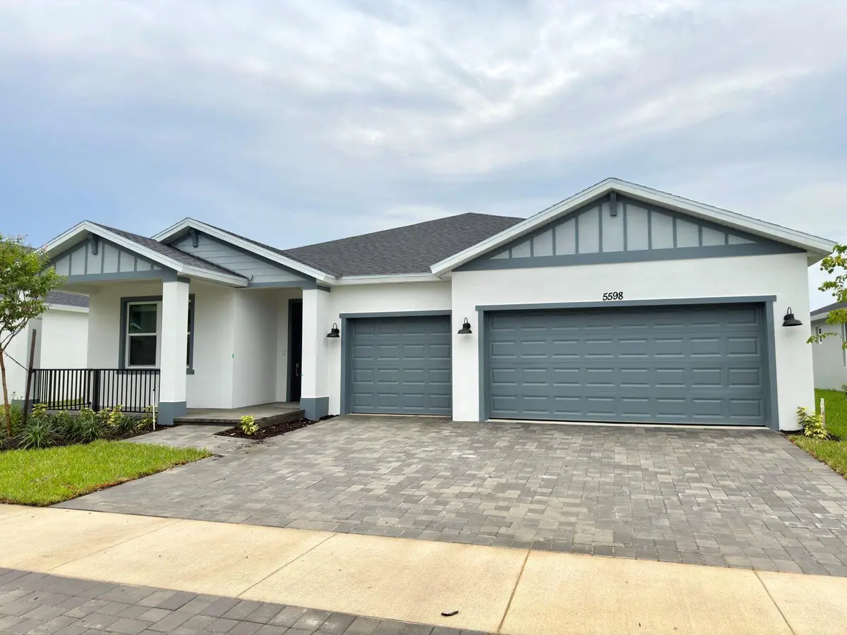 5598 Hampton Park Cir (2) at 5598 Hampton Park Circle, Vero Beach